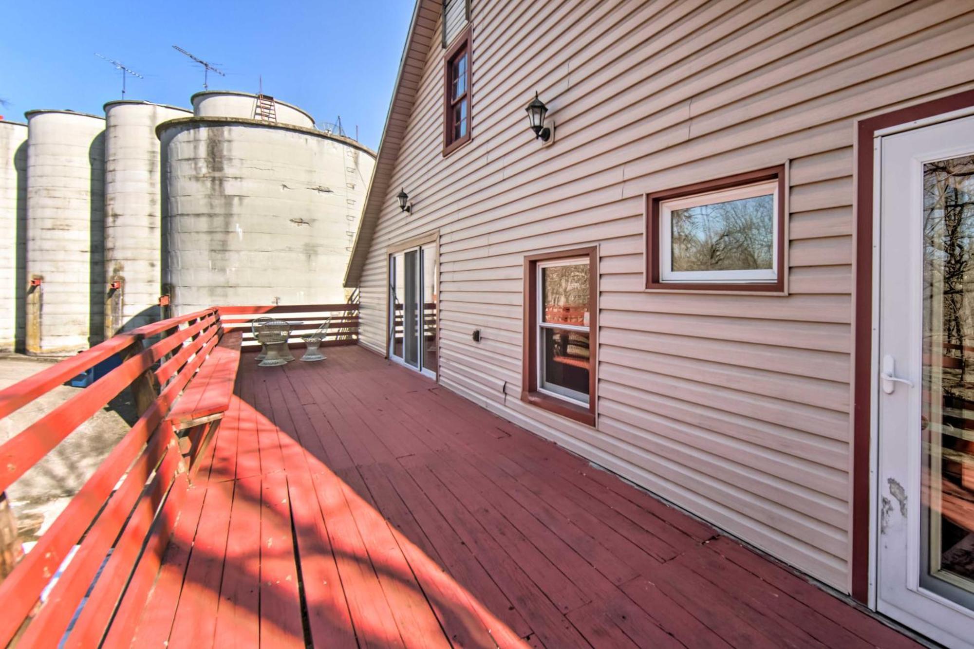 Runningwater Apartment In Lancaster With Deck ภายนอก รูปภาพ