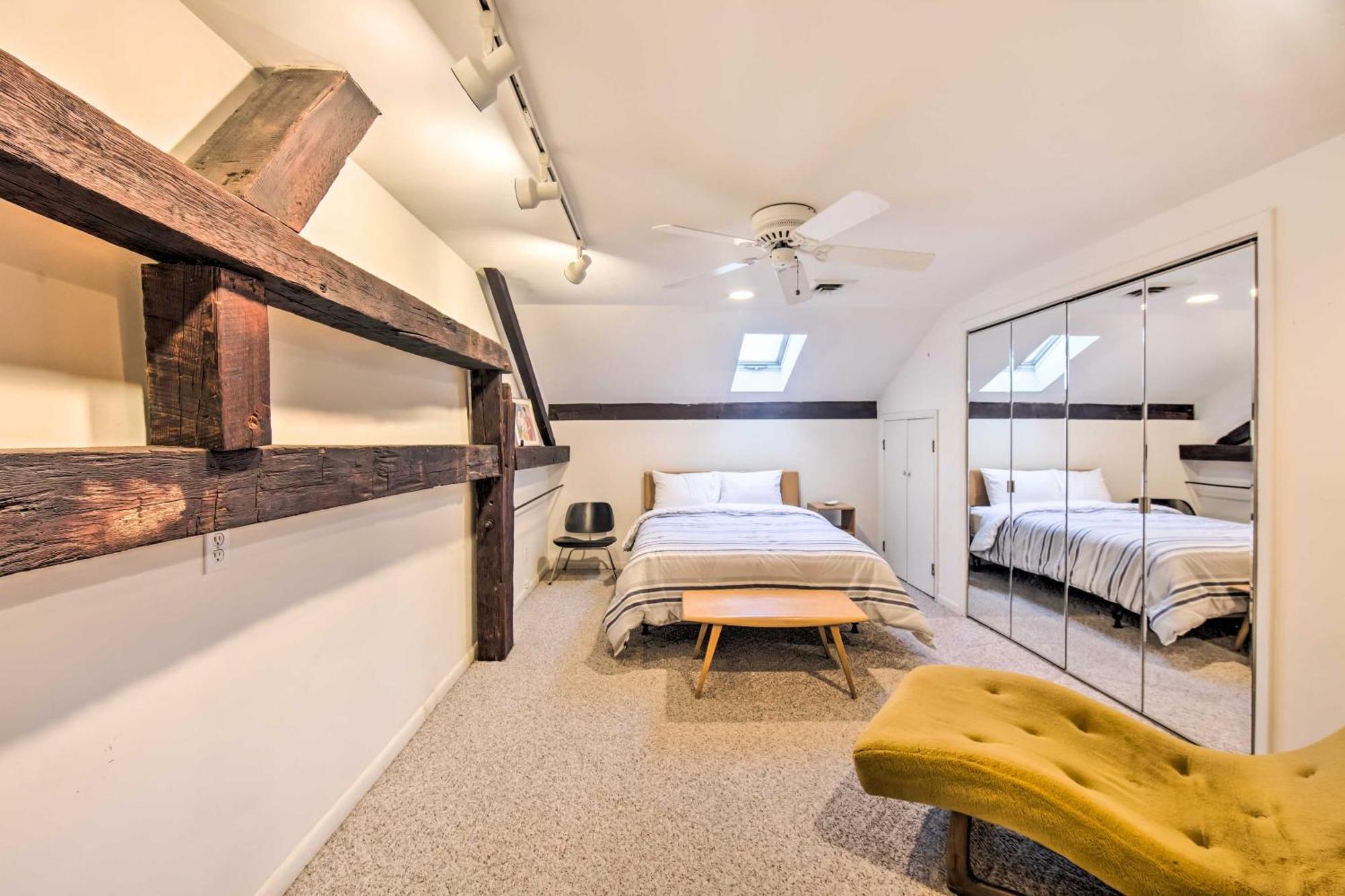 Runningwater Apartment In Lancaster With Deck ภายนอก รูปภาพ