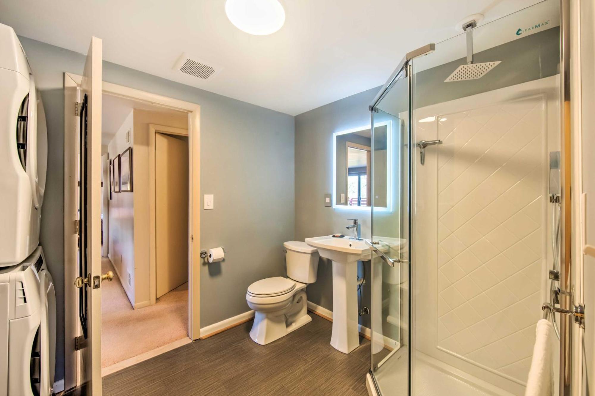 Runningwater Apartment In Lancaster With Deck ภายนอก รูปภาพ